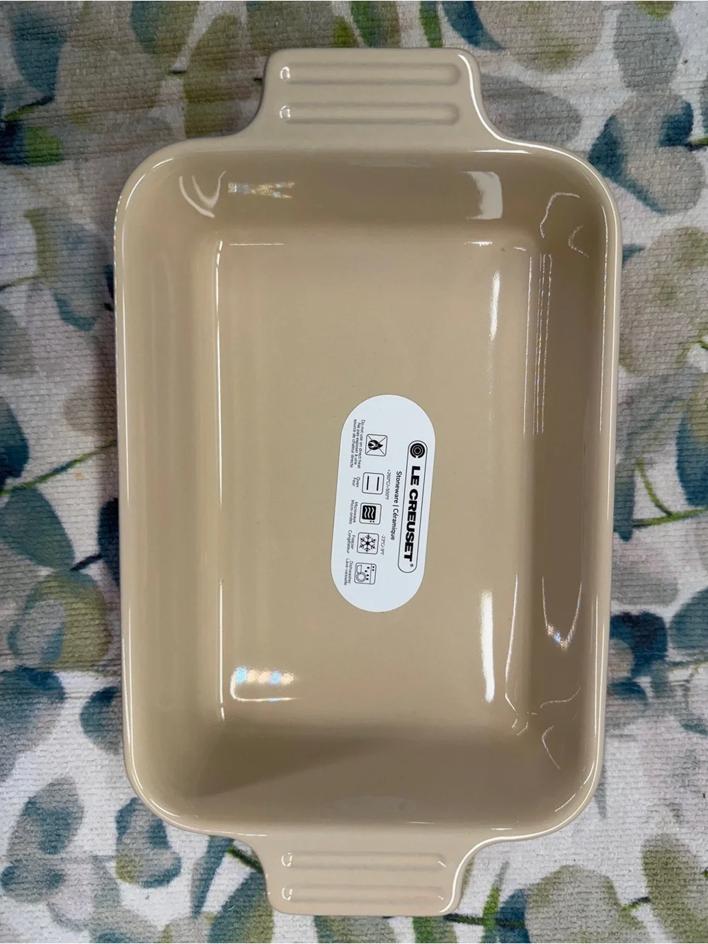 NEW Le Creuset Chilli 18cm Rectangular Baking Dish 7x5 Stoneware Retired Carmin